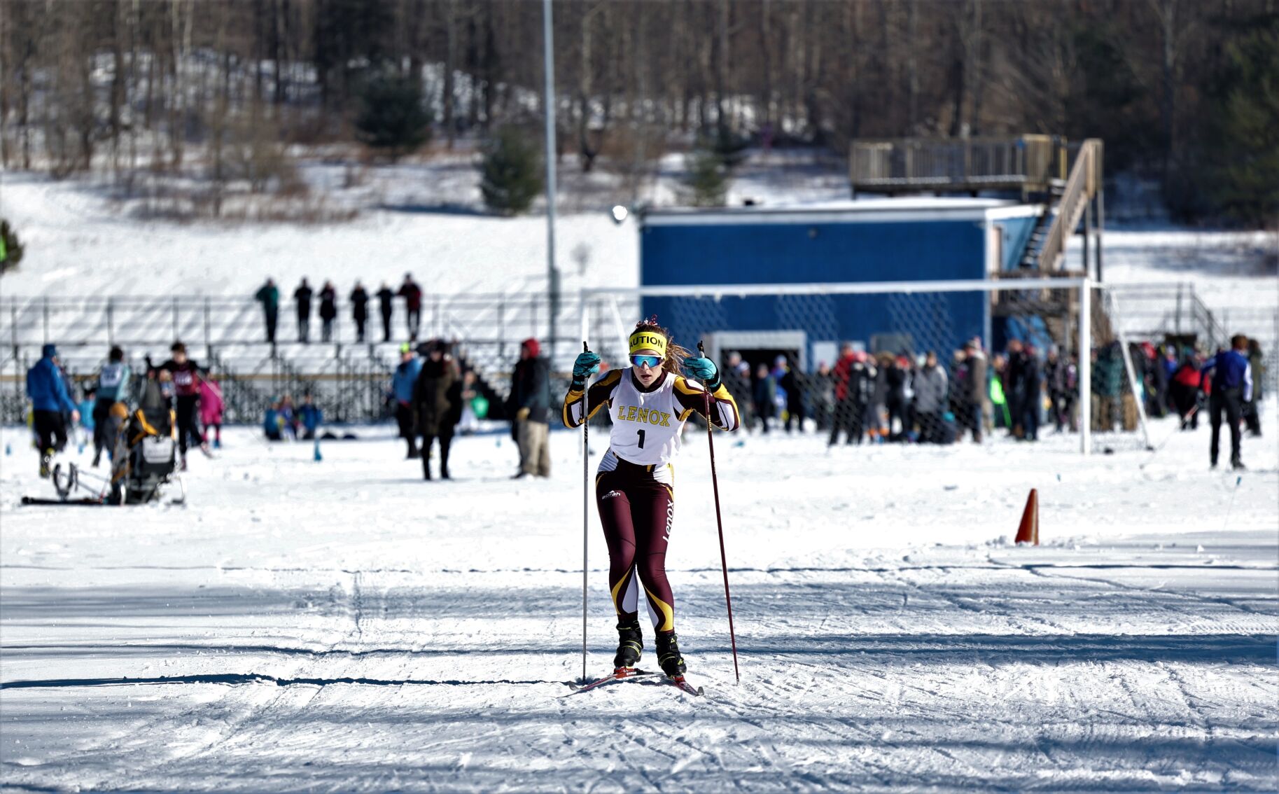mary elliot skis